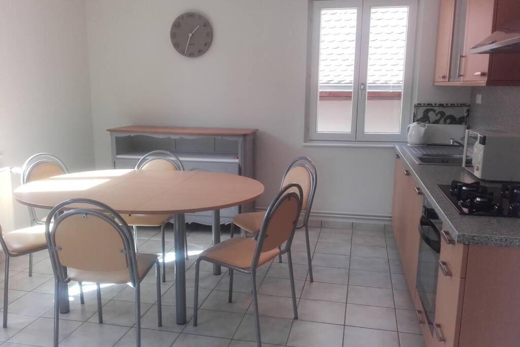 הוילה Le Victoria A Eguisheim, 4-6 P, 3Etoiles מראה חיצוני תמונה